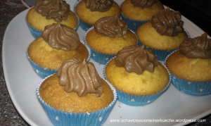 Winter-Cupcakes mit Schokoladen-Topping